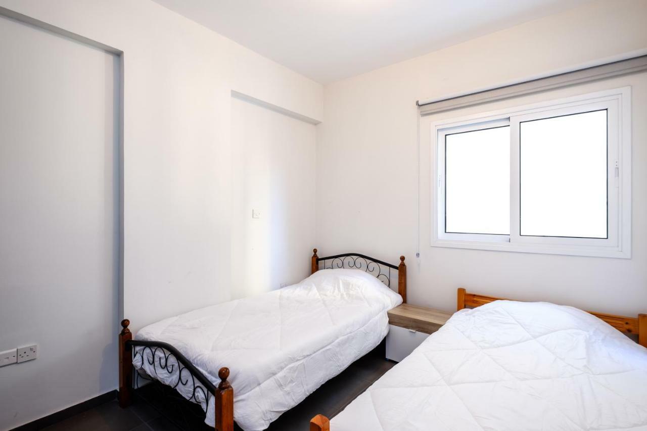 شقة لارنكا  في Book Me Now Central Flat المظهر الخارجي الصورة